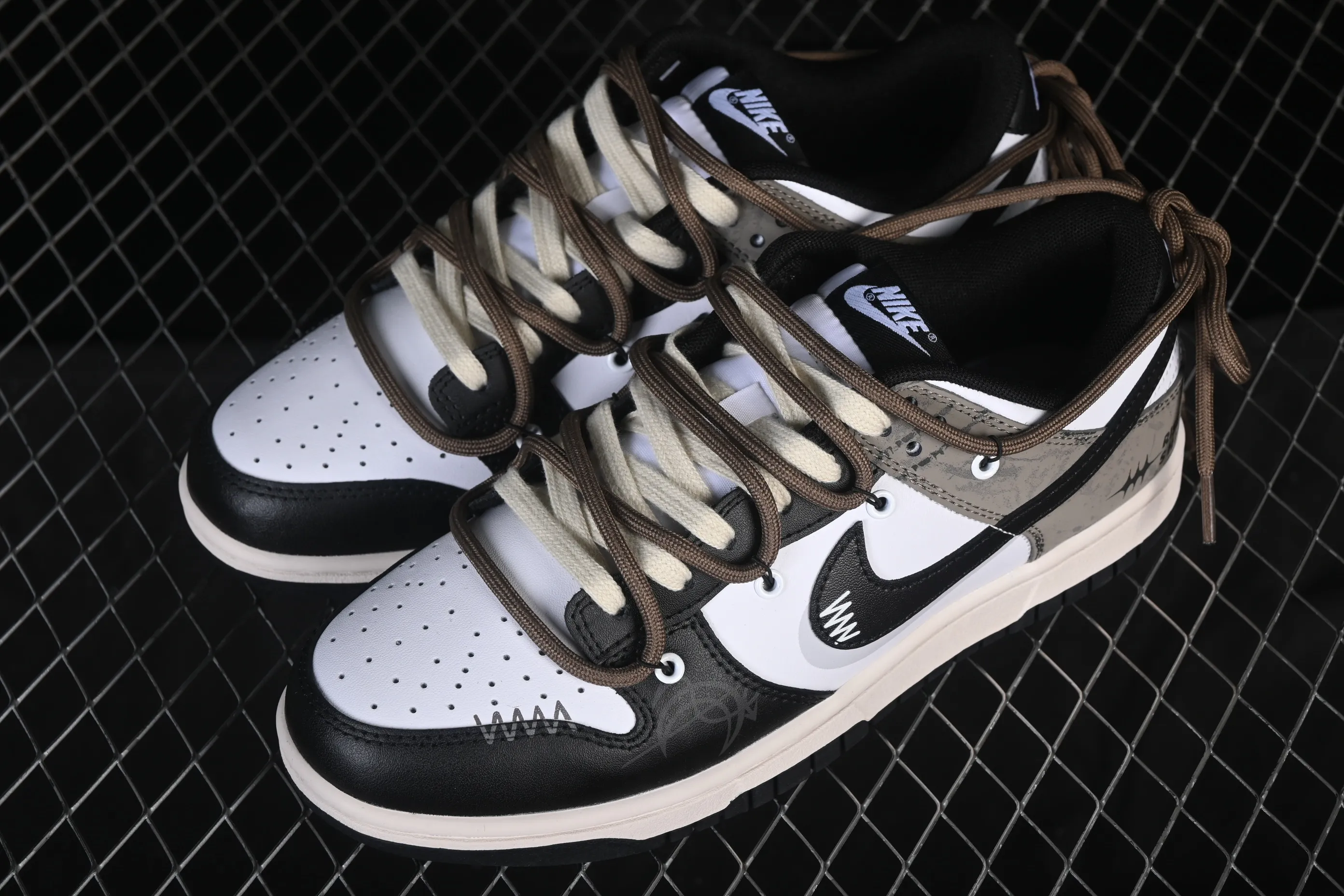 All categories Nk SB Dunk Series Nk SB Dunk Low High-end customized low-top sneakers Nike SB Dunk Low "Just Do It" straps Anniversary high-end customized low-top casual sneakers DD1503-101